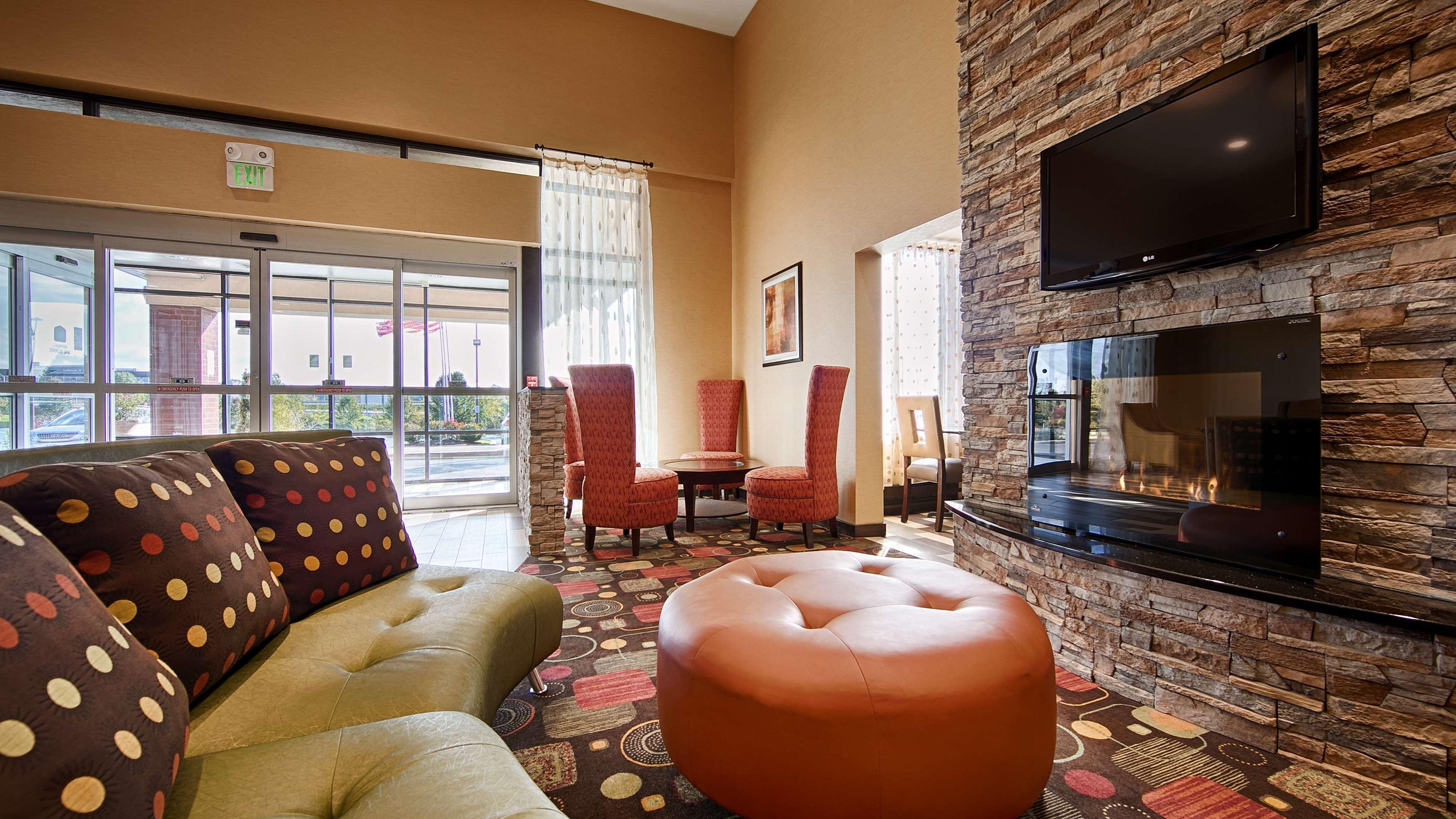 Best Western Luxbury Inn Fort Wayne Bagian luar foto
