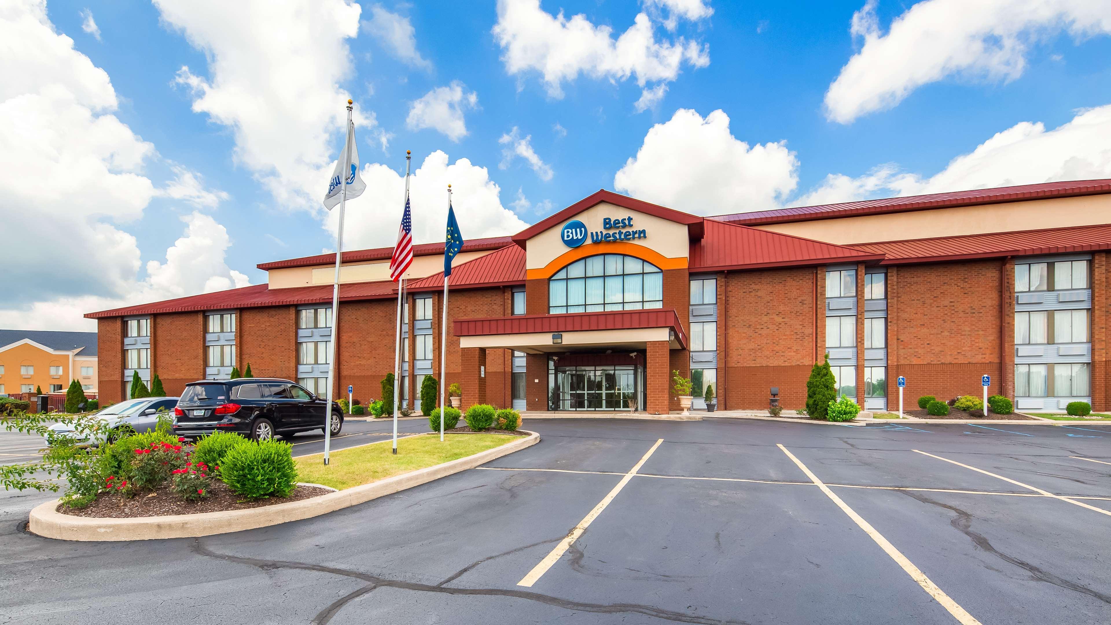 Best Western Luxbury Inn Fort Wayne Bagian luar foto