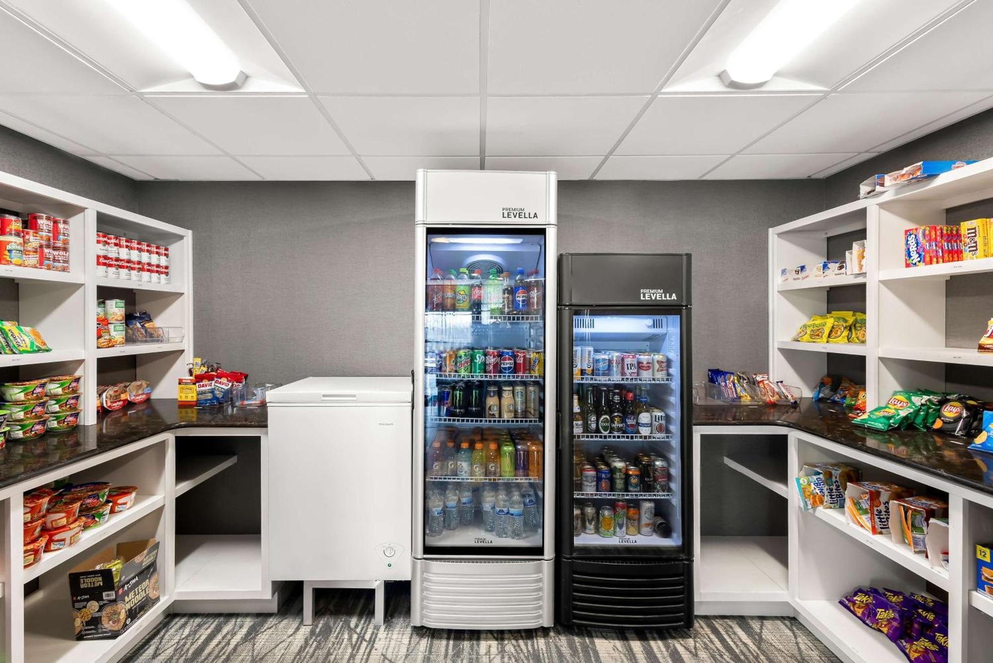 Best Western Luxbury Inn Fort Wayne Bagian luar foto