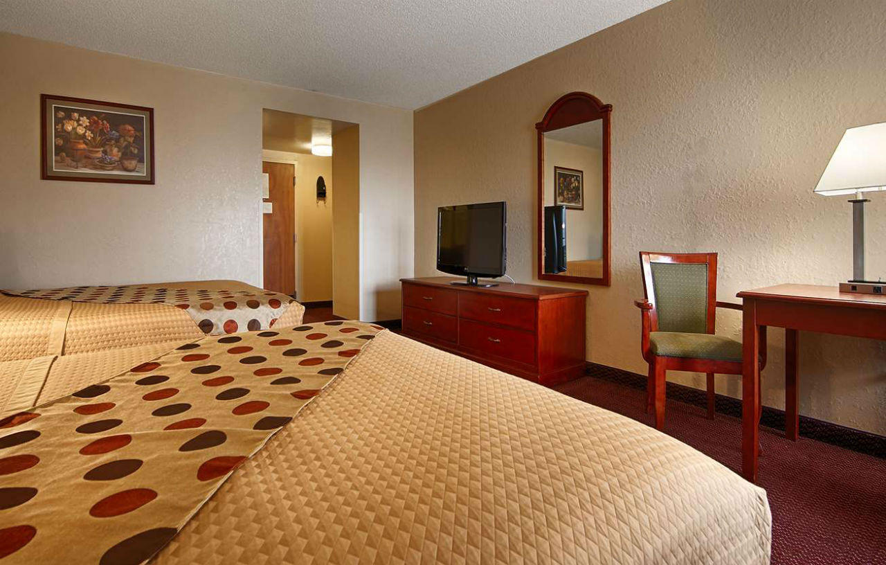 Best Western Luxbury Inn Fort Wayne Bagian luar foto
